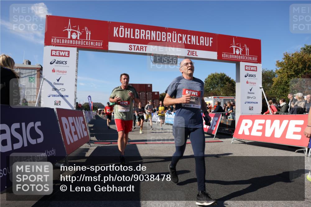 03.10.2025 - Köhlbrandbrückenlauf Lena Gebhardt http://msf.ph/oto/9038478 03.10.2025 13:15:58 Ziel 4374, 4423, 4495, 4548, 4677, 4805, 4833, 5022, 5023, 5217, 5867, 5868, 5879, 6270, 6271, 6301, 6445, 6507, 6536 meine-sportfotos.de