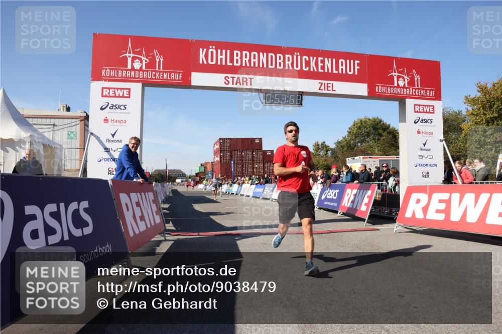03.10.2025 - Köhlbrandbrückenlauf Lena Gebhardt http://msf.ph/oto/9038479 03.10.2025 12:53:54 Ziel 4030, 4088, 6002, 6085, 6422, 6817 meine-sportfotos.de