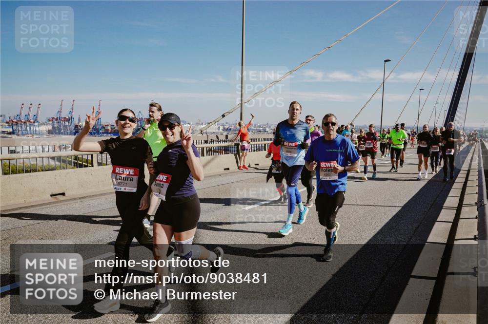 03.10.2025 - Köhlbrandbrückenlauf Michael Burmester http://msf.ph/oto/9038481 03.10.2025 12:31:12 Position 1 5771, 57 meine-sportfotos.de