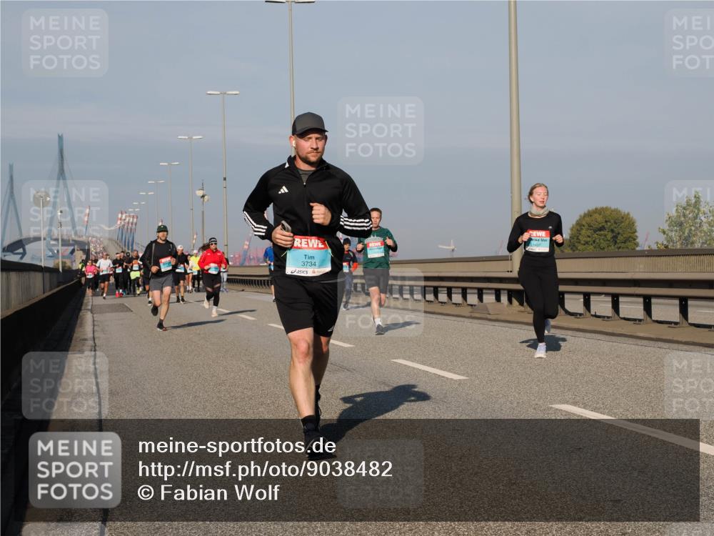 03.10.2025 - Köhlbrandbrückenlauf Fabian Wolf http://msf.ph/oto/9038482 03.10.2025 09:52:51 Position 3 3734, 1407 meine-sportfotos.de