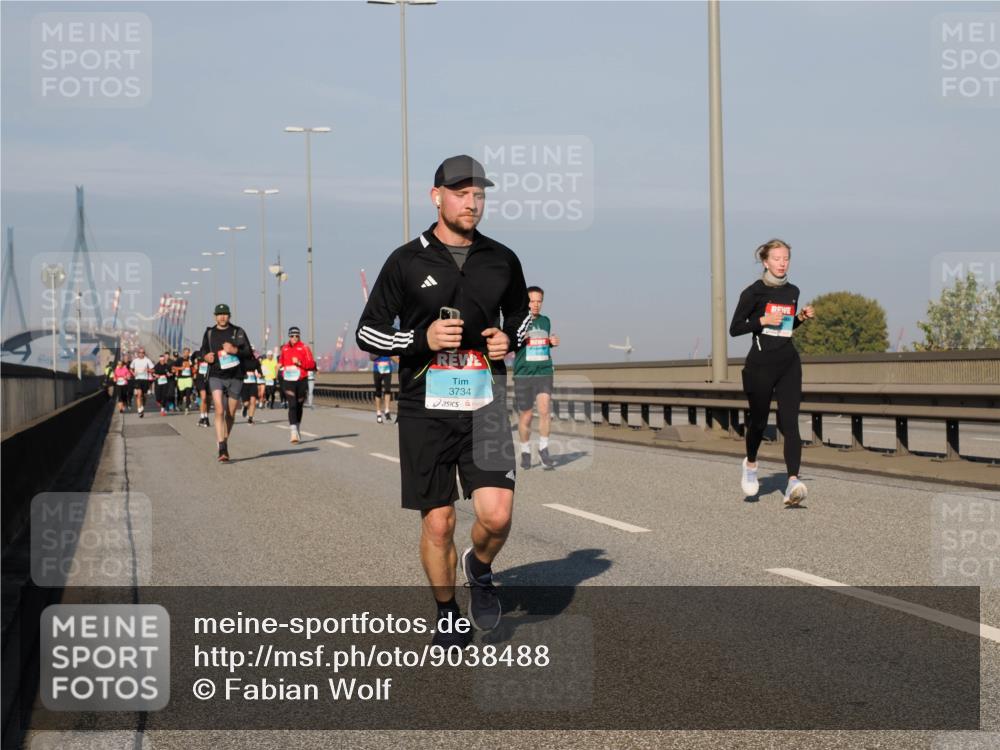 03.10.2025 - Köhlbrandbrückenlauf Fabian Wolf http://msf.ph/oto/9038488 03.10.2025 09:52:51 Position 3 3734 meine-sportfotos.de