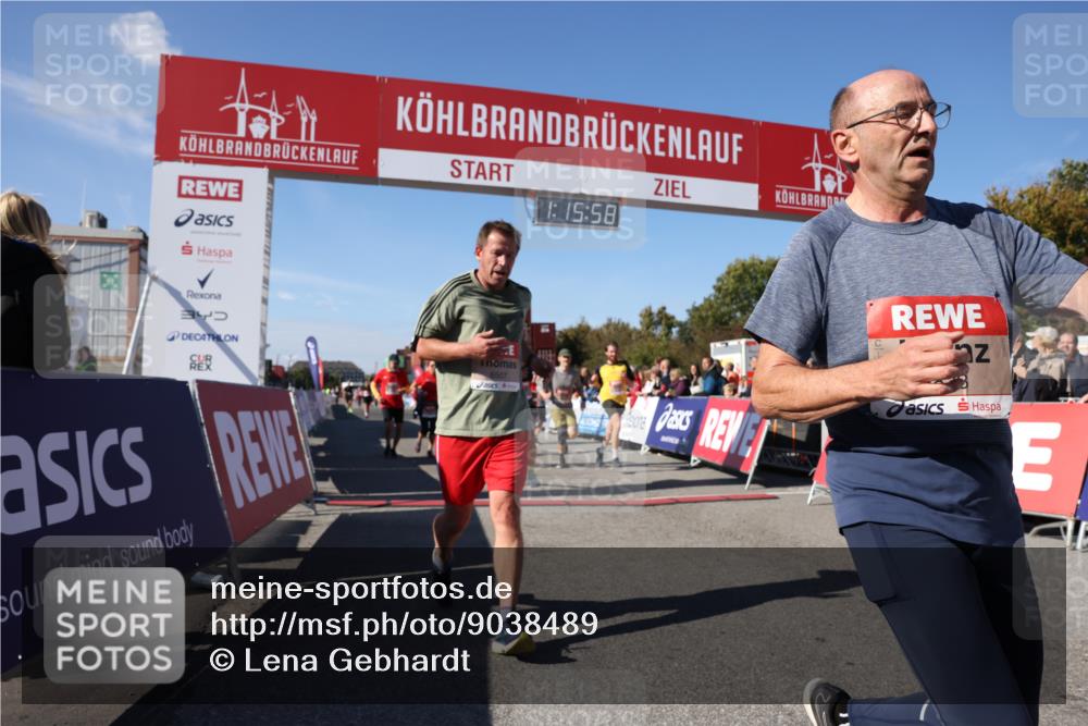 03.10.2025 - Köhlbrandbrückenlauf Lena Gebhardt http://msf.ph/oto/9038489 03.10.2025 13:15:59 Ziel 4374, 4423, 4495, 4548, 4644, 4677, 4805, 4833, 5022, 5023, 5217, 5867, 5868, 5879, 6270, 6271, 6301, 6445, 6507, 6712 meine-sportfotos.de