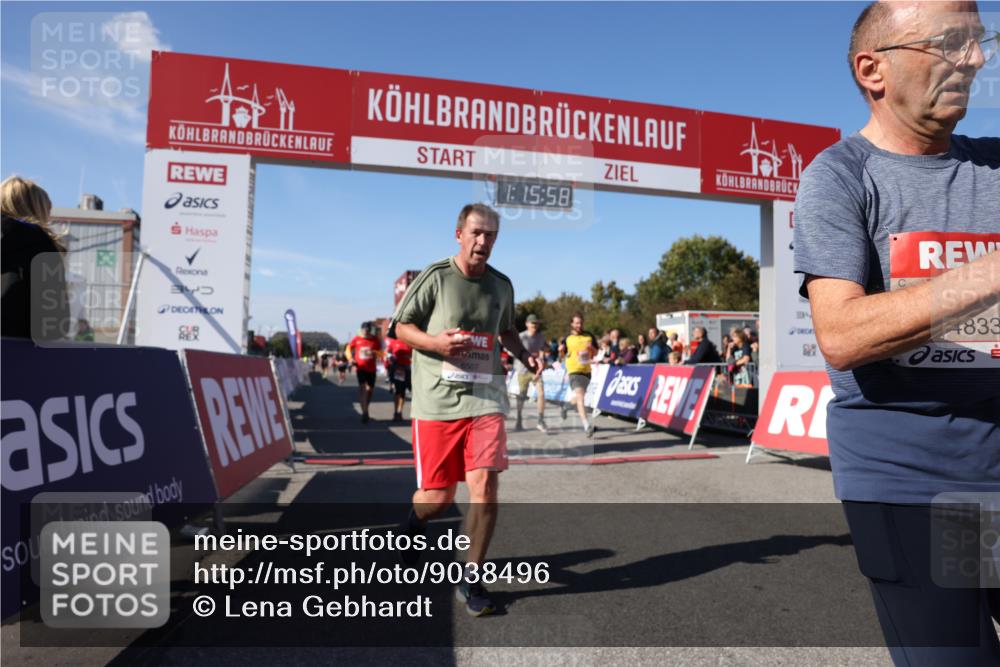 03.10.2025 - Köhlbrandbrückenlauf Lena Gebhardt http://msf.ph/oto/9038496 03.10.2025 13:15:59 Ziel 4374, 4423, 4495, 4548, 4644, 4677, 4805, 4833, 5022, 5023, 5217, 5867, 5868, 5879, 6270, 6271, 6301, 6445, 6507, 6712 meine-sportfotos.de