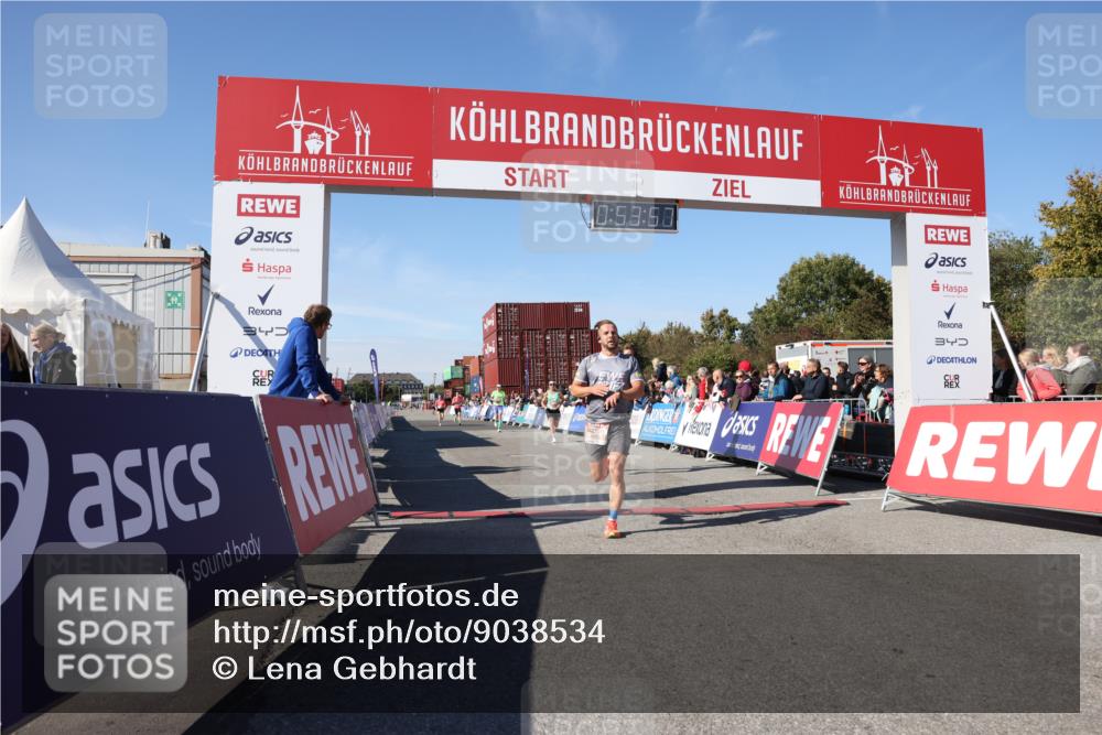 03.10.2025 - Köhlbrandbrückenlauf Lena Gebhardt http://msf.ph/oto/9038534 03.10.2025 12:53:58 Ziel 4030, 4088, 5710, 5947, 6002, 6422, 6817 meine-sportfotos.de