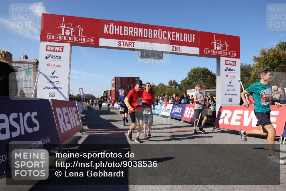 03.10.2025 - Köhlbrandbrückenlauf Lena Gebhardt http://msf.ph/oto/9038536 03.10.2025 13:16:01 Ziel 4374, 4423, 4495, 4548, 4644, 4677, 4805, 4833, 5022, 5023, 5217, 5867, 5868, 5879, 6270, 6271, 6301, 6507, 6712 meine-sportfotos.de