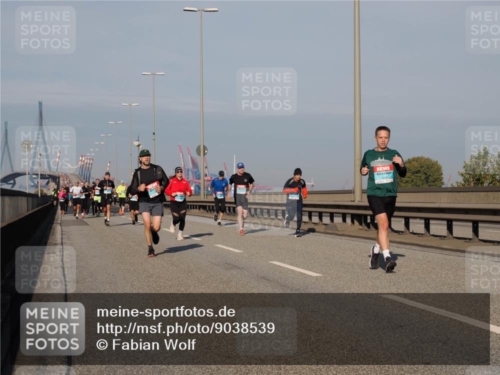 03.10.2025 - Köhlbrandbrückenlauf Fabian Wolf http://msf.ph/oto/9038539 03.10.2025 09:52:54 Position 3 1699 meine-sportfotos.de