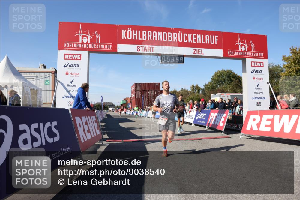 03.10.2025 - Köhlbrandbrückenlauf Lena Gebhardt http://msf.ph/oto/9038540 03.10.2025 12:53:58 Ziel 4030, 4088, 5710, 5947, 6002, 6422, 6817 meine-sportfotos.de