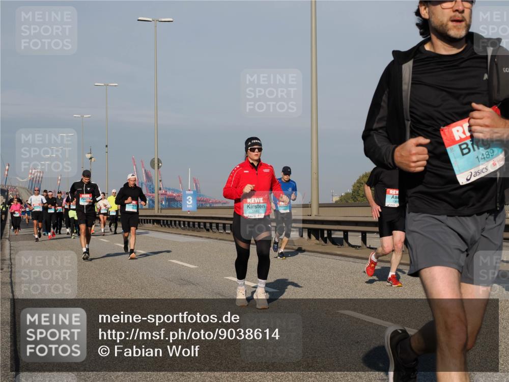 03.10.2025 - Köhlbrandbrückenlauf Fabian Wolf http://msf.ph/oto/9038614 03.10.2025 09:52:58 Position 3 3189, 1489, 1369 meine-sportfotos.de
