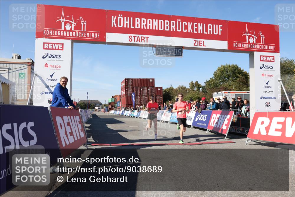 03.10.2025 - Köhlbrandbrückenlauf Lena Gebhardt http://msf.ph/oto/9038689 03.10.2025 12:54:05 Ziel 4030, 5710, 5947, 6002, 6200, 6817 meine-sportfotos.de