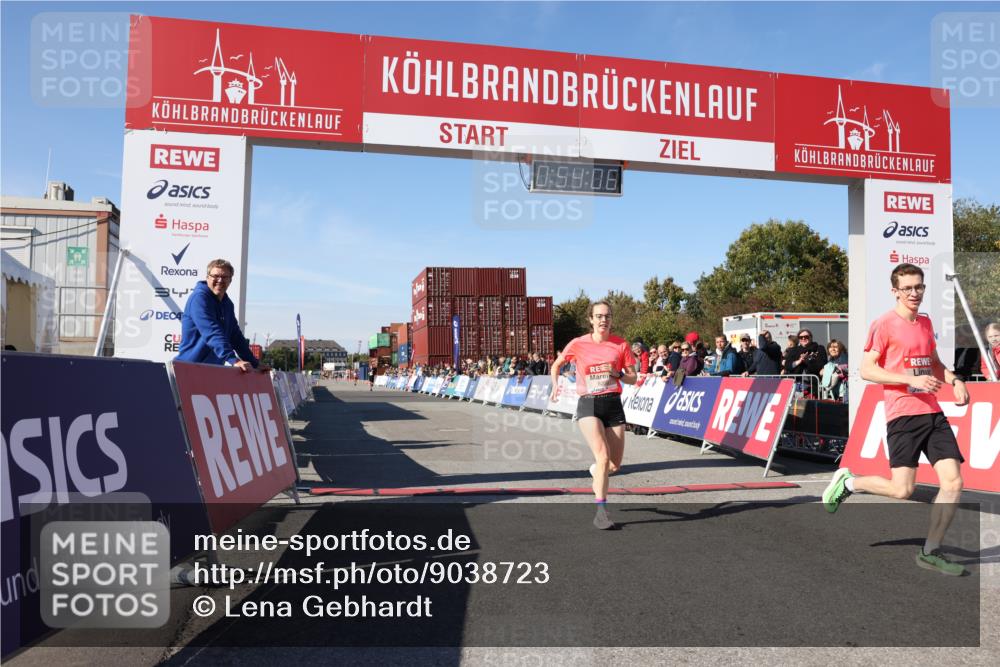 03.10.2025 - Köhlbrandbrückenlauf Lena Gebhardt http://msf.ph/oto/9038723 03.10.2025 12:54:06 Ziel 4030, 5710, 5947, 6002, 6200, 6817 meine-sportfotos.de