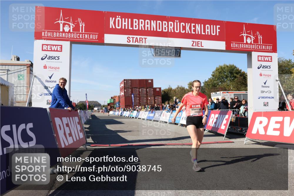 03.10.2025 - Köhlbrandbrückenlauf Lena Gebhardt http://msf.ph/oto/9038745 03.10.2025 12:54:07 Ziel 4030, 5710, 5947, 6002, 6200, 6817 meine-sportfotos.de
