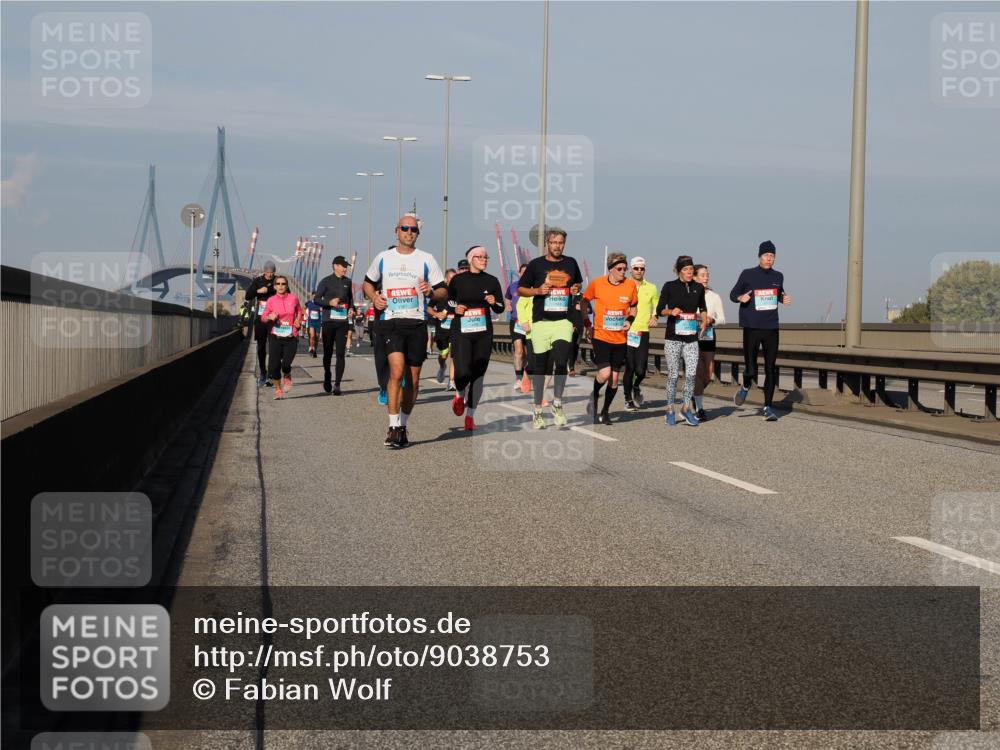 03.10.2025 - Köhlbrandbrückenlauf Fabian Wolf http://msf.ph/oto/9038753 03.10.2025 09:53:05 Position 3  meine-sportfotos.de