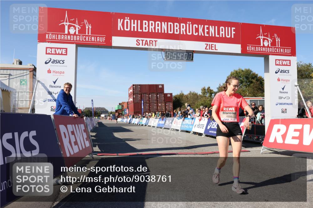 03.10.2025 - Köhlbrandbrückenlauf Lena Gebhardt http://msf.ph/oto/9038761 03.10.2025 12:54:08 Ziel 4030, 5710, 5947, 6200, 6817 meine-sportfotos.de