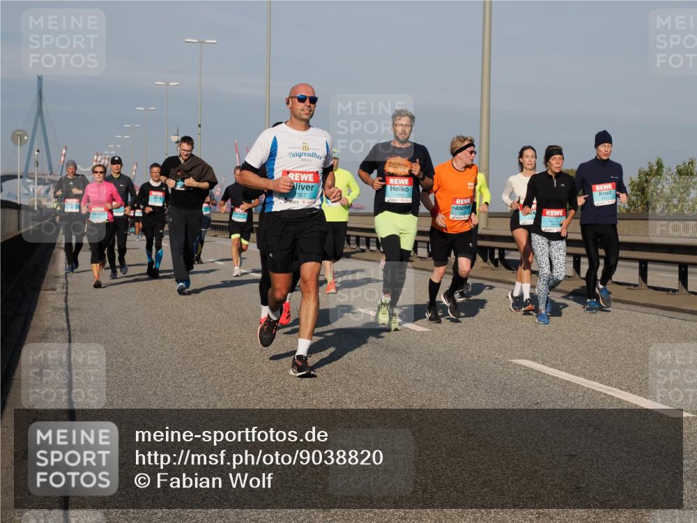 03.10.2025 - Köhlbrandbrückenlauf Fabian Wolf http://msf.ph/oto/9038820 03.10.2025 09:53:08 Position 3 567, 1163 meine-sportfotos.de