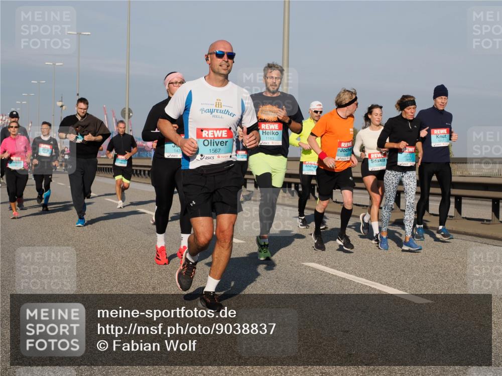 03.10.2025 - Köhlbrandbrückenlauf Fabian Wolf http://msf.ph/oto/9038837 03.10.2025 09:53:08 Position 3 1163, 147, 1567, 1257, 1430, 2942, 3811, 1203 meine-sportfotos.de
