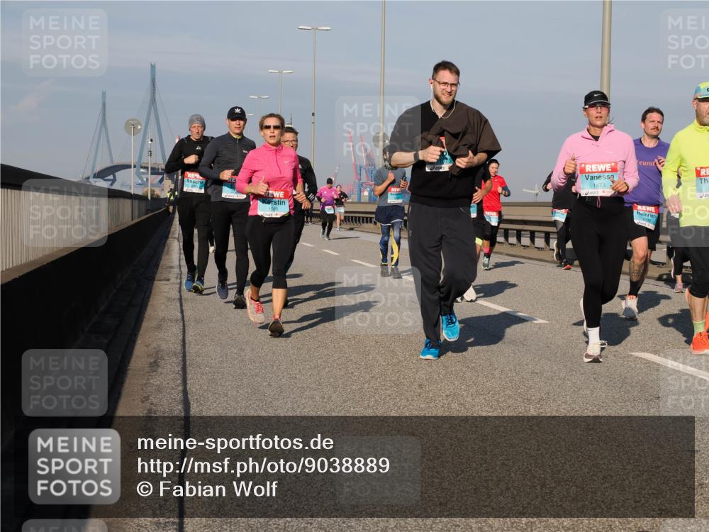 03.10.2025 - Köhlbrandbrückenlauf Fabian Wolf http://msf.ph/oto/9038889 03.10.2025 09:53:11 Position 3 1566, 1473 meine-sportfotos.de