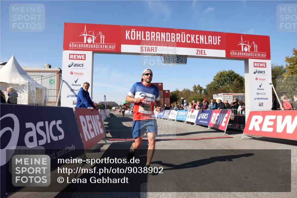 03.10.2025 - Köhlbrandbrückenlauf Lena Gebhardt http://msf.ph/oto/9038902 03.10.2025 12:54:28 Ziel 4023, 4060 meine-sportfotos.de