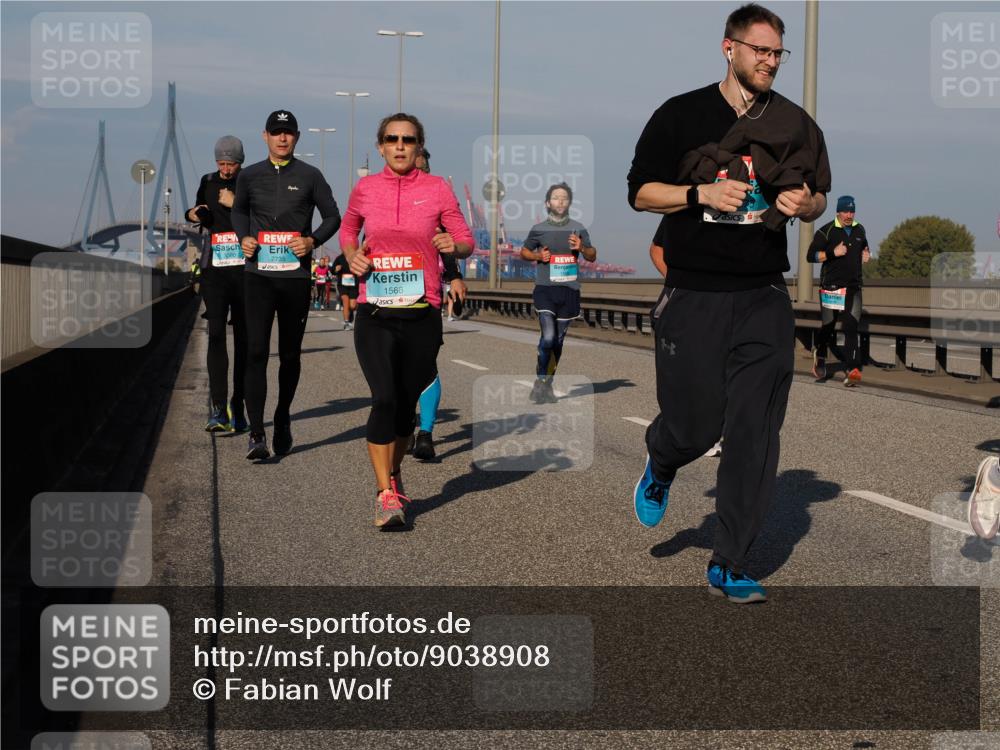 03.10.2025 - Köhlbrandbrückenlauf Fabian Wolf http://msf.ph/oto/9038908 03.10.2025 09:53:12 Position 3 2735, 1566 meine-sportfotos.de