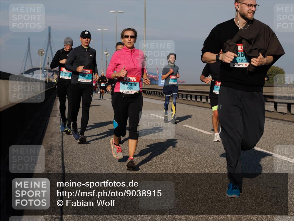 03.10.2025 - Köhlbrandbrückenlauf Fabian Wolf http://msf.ph/oto/9038915 03.10.2025 09:53:12 Position 3 3380, 1566, 1975 meine-sportfotos.de