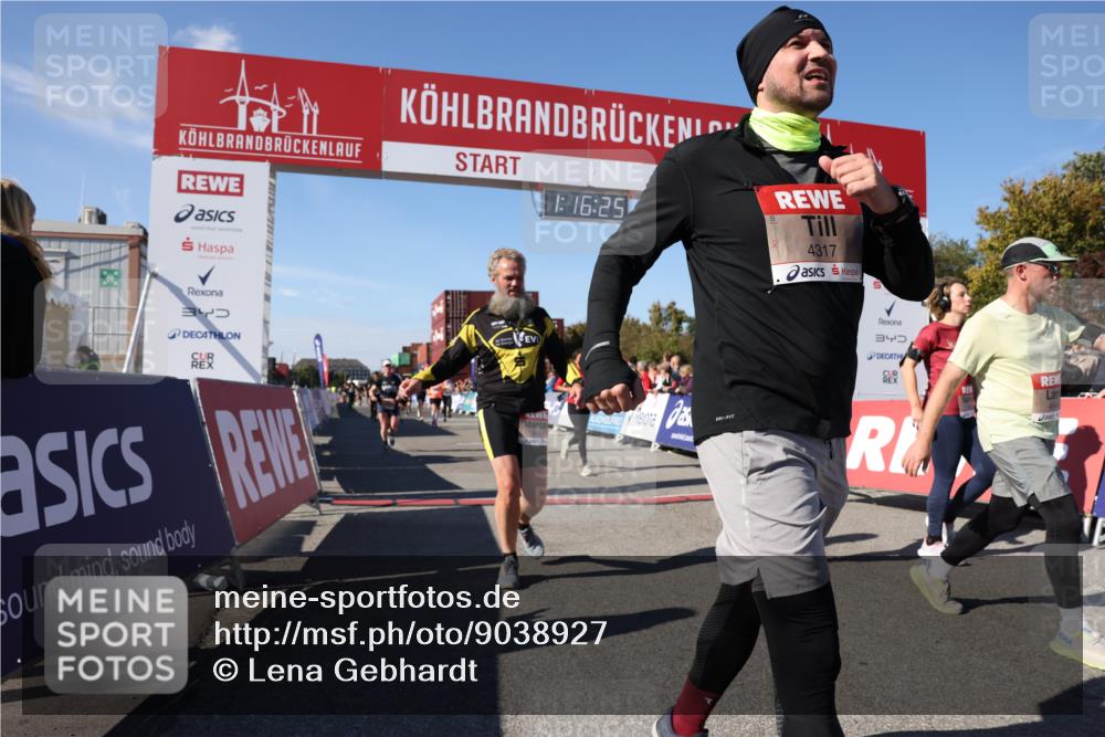 03.10.2025 - Köhlbrandbrückenlauf Lena Gebhardt http://msf.ph/oto/9038927 03.10.2025 13:16:25 Ziel 4144, 4146, 4314, 4317, 4347, 4408, 4414, 4563, 4586, 4928, 4952, 5032, 5498, 5570, 5806, 5815, 5836, 5983, 6353, 6761, 6771, 6812 meine-sportfotos.de