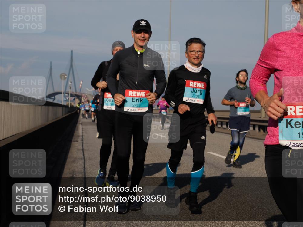 03.10.2025 - Köhlbrandbrückenlauf Fabian Wolf http://msf.ph/oto/9038950 03.10.2025 09:53:14 Position 3 2735, 338, 2736, 15 meine-sportfotos.de