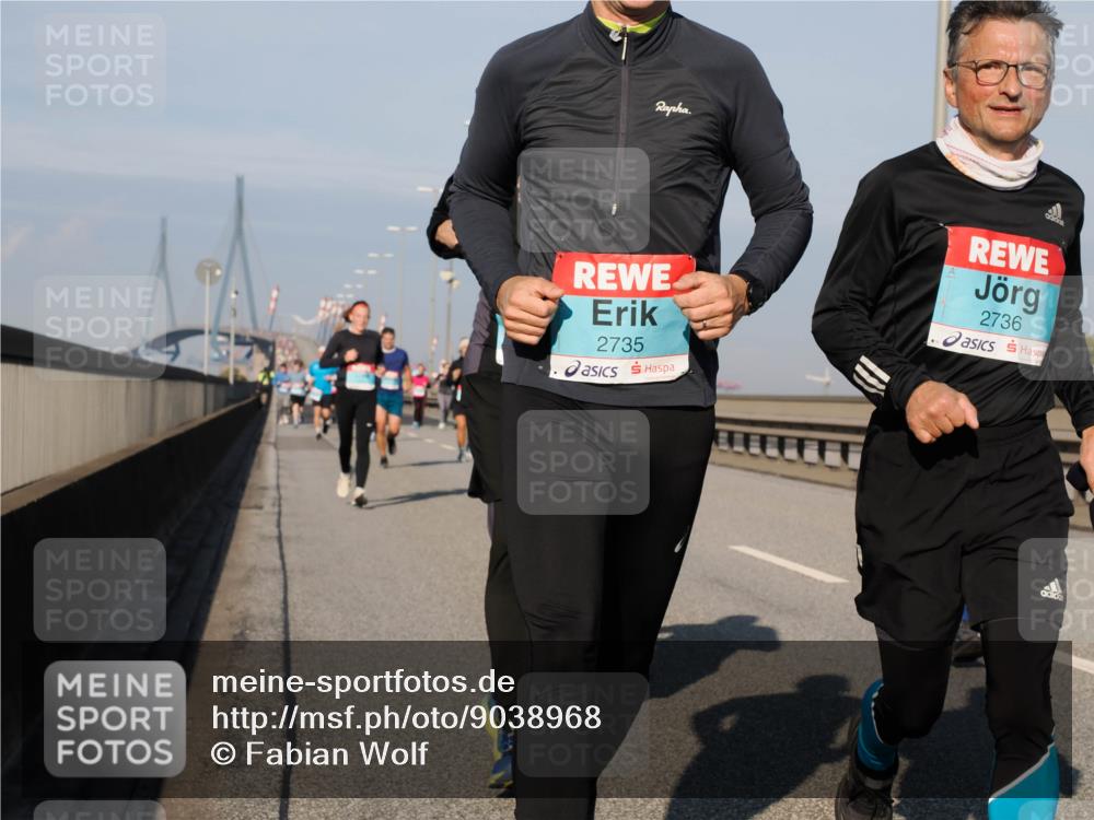 03.10.2025 - Köhlbrandbrückenlauf Fabian Wolf http://msf.ph/oto/9038968 03.10.2025 09:53:15 Position 3 2735, 2736 meine-sportfotos.de