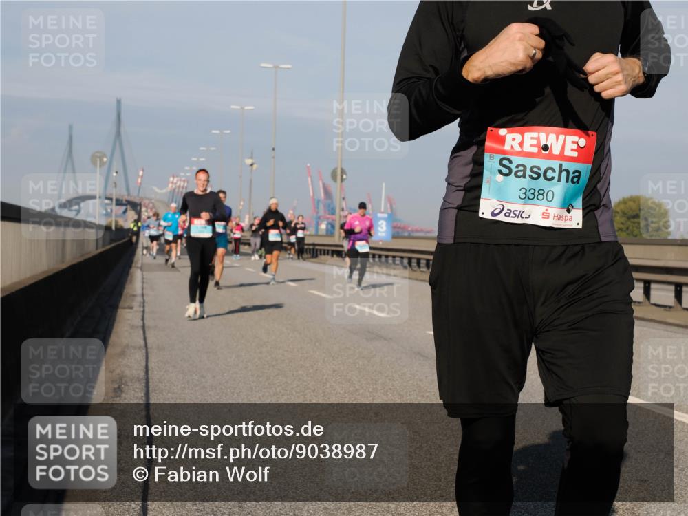 03.10.2025 - Köhlbrandbrückenlauf Fabian Wolf http://msf.ph/oto/9038987 03.10.2025 09:53:16 Position 3 3380 meine-sportfotos.de