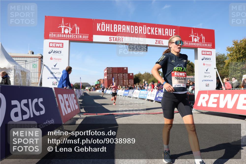 03.10.2025 - Köhlbrandbrückenlauf Lena Gebhardt http://msf.ph/oto/9038989 03.10.2025 12:54:35 Ziel 4023, 4060, 4106, 4209, 6683 meine-sportfotos.de