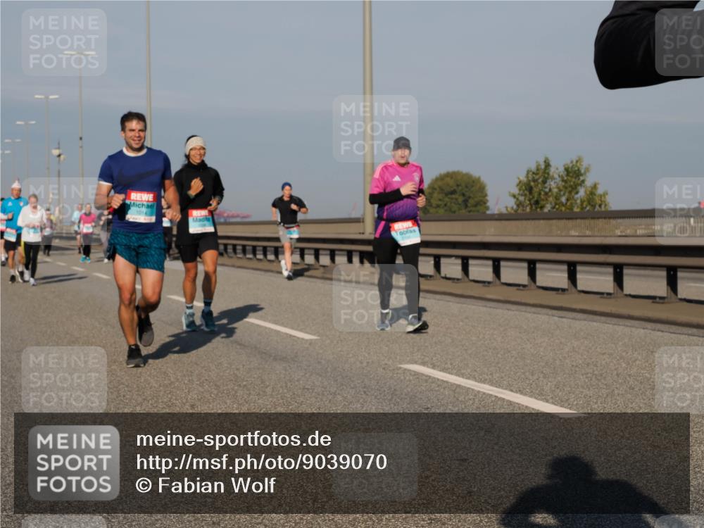 03.10.2025 - Köhlbrandbrückenlauf Fabian Wolf http://msf.ph/oto/9039070 03.10.2025 09:53:21 Position 3 1014 meine-sportfotos.de