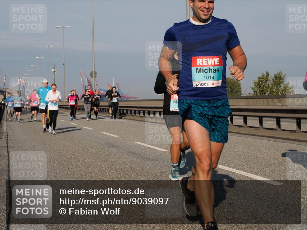 03.10.2025 - Köhlbrandbrückenlauf Fabian Wolf http://msf.ph/oto/9039097 03.10.2025 09:53:23 Position 3 1014 meine-sportfotos.de