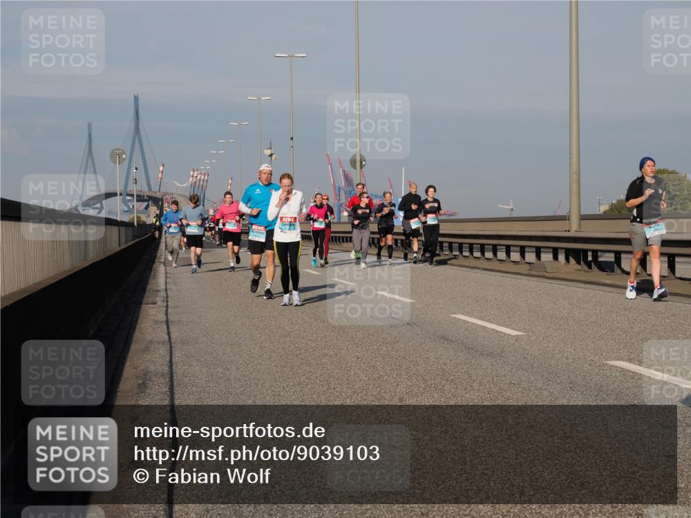 03.10.2025 - Köhlbrandbrückenlauf Fabian Wolf http://msf.ph/oto/9039103 03.10.2025 09:53:24 Position 3  meine-sportfotos.de