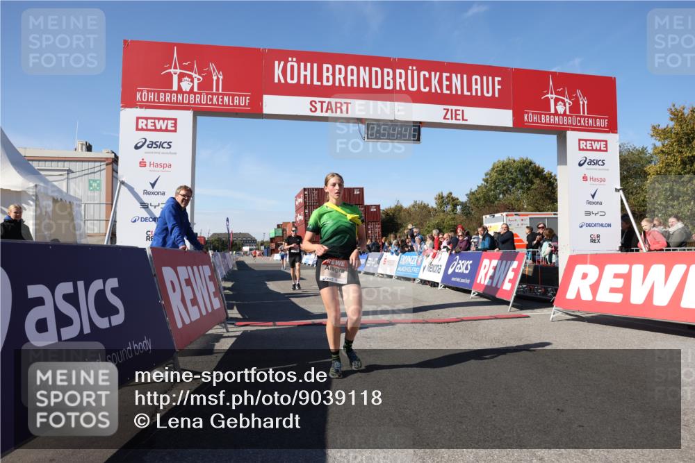 03.10.2025 - Köhlbrandbrückenlauf Lena Gebhardt http://msf.ph/oto/9039118 03.10.2025 12:54:46 Ziel 4079, 4209, 6151, 6621, 6683 meine-sportfotos.de