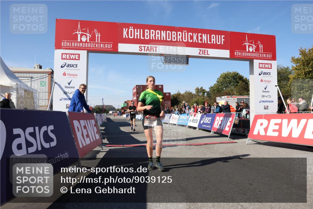 03.10.2025 - Köhlbrandbrückenlauf Lena Gebhardt http://msf.ph/oto/9039125 03.10.2025 12:54:46 Ziel 4079, 4209, 6151, 6621, 6683 meine-sportfotos.de