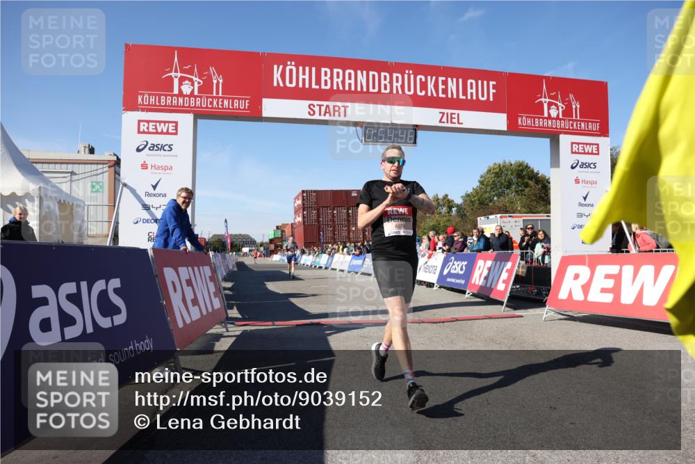 03.10.2025 - Köhlbrandbrückenlauf Lena Gebhardt http://msf.ph/oto/9039152 03.10.2025 12:54:48 Ziel 4079, 6151, 6621, 6683 meine-sportfotos.de