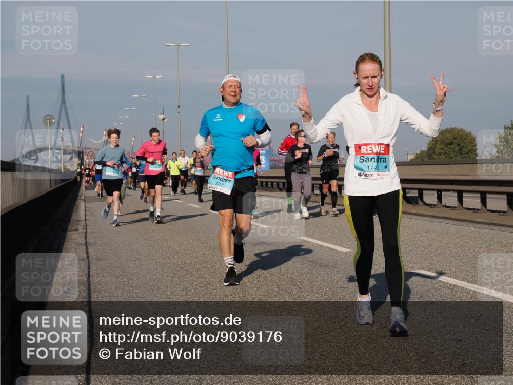 03.10.2025 - Köhlbrandbrückenlauf Fabian Wolf http://msf.ph/oto/9039176 03.10.2025 09:53:28 Position 3 3218, 1742 meine-sportfotos.de