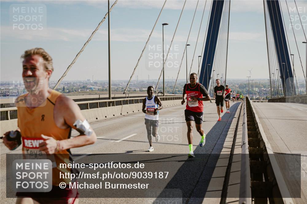 03.10.2025 - Köhlbrandbrückenlauf Michael Burmester http://msf.ph/oto/9039187 03.10.2025 12:17:40 Position 1 6240, 9, 3, 99, 6483 meine-sportfotos.de