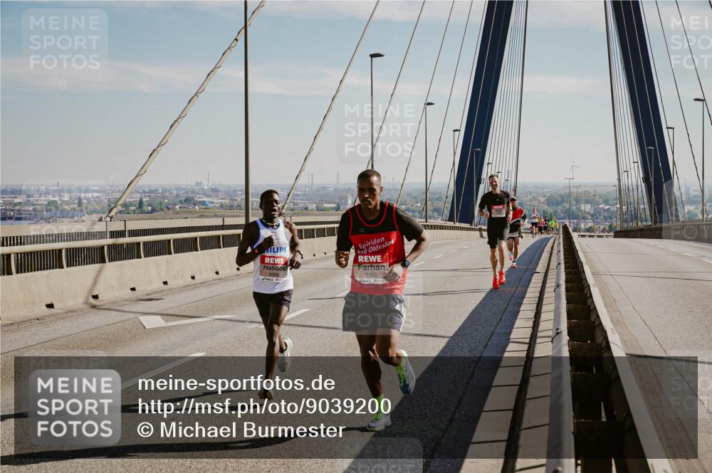 03.10.2025 - Köhlbrandbrückenlauf Michael Burmester http://msf.ph/oto/9039200 03.10.2025 12:17:41 Position 1 6359, 6483 meine-sportfotos.de