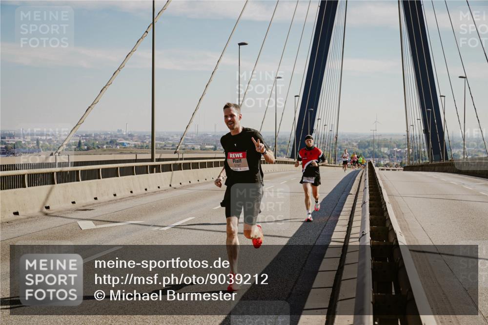 03.10.2025 - Köhlbrandbrückenlauf Michael Burmester http://msf.ph/oto/9039212 03.10.2025 12:17:44 Position 1 5797 meine-sportfotos.de