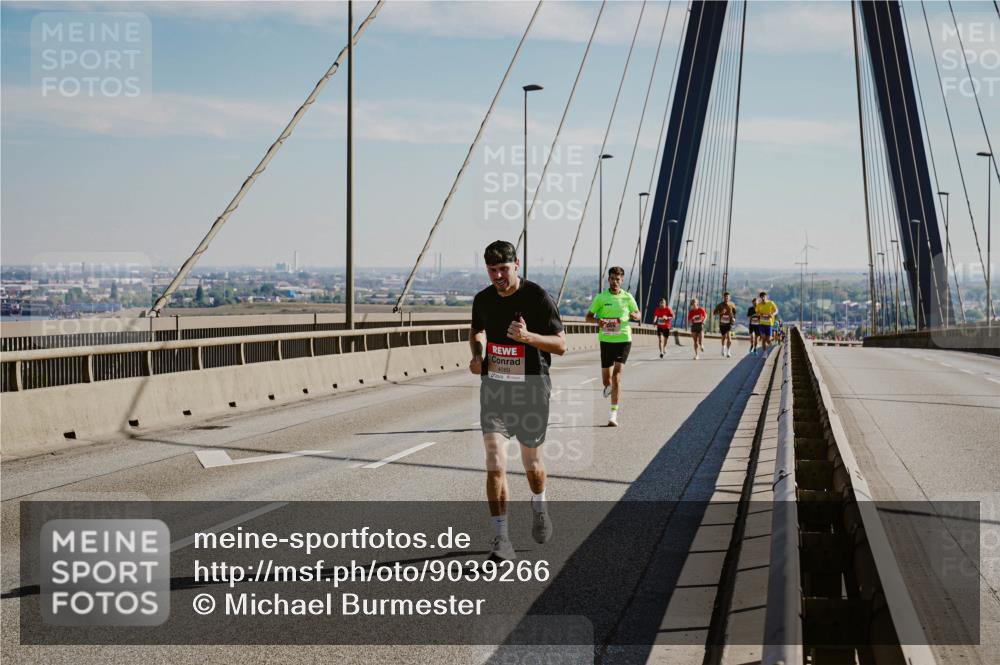 03.10.2025 - Köhlbrandbrückenlauf Michael Burmester http://msf.ph/oto/9039266 03.10.2025 12:18:11 Position 1  meine-sportfotos.de