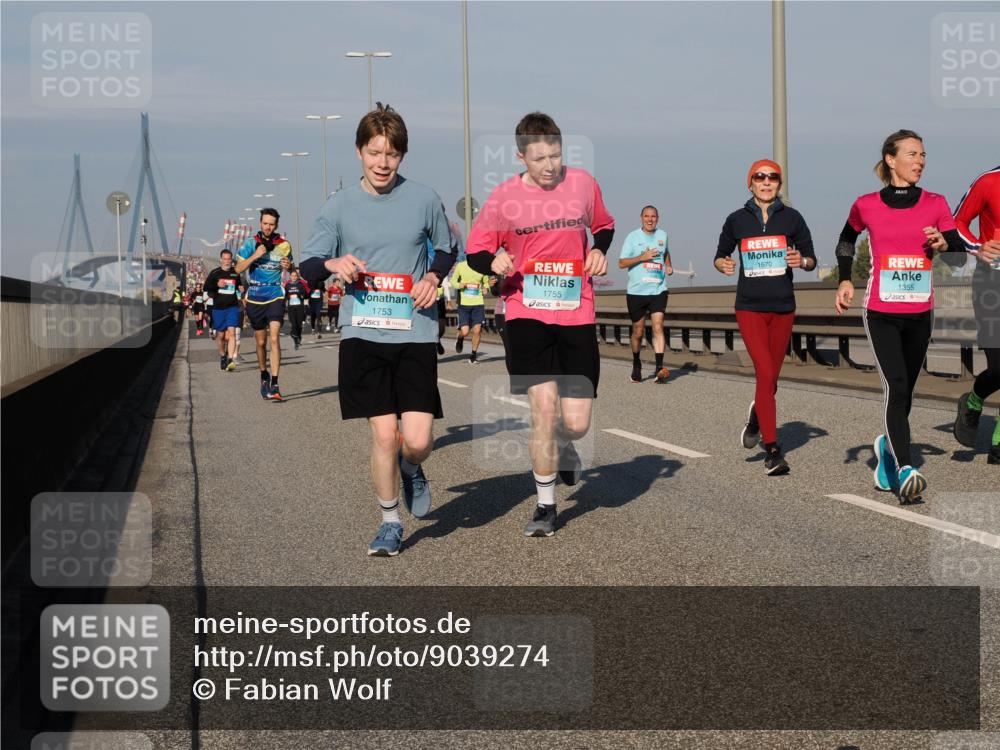 03.10.2025 - Köhlbrandbrückenlauf Fabian Wolf http://msf.ph/oto/9039274 03.10.2025 09:53:32 Position 3 1753, 1755, 1670, 1355 meine-sportfotos.de