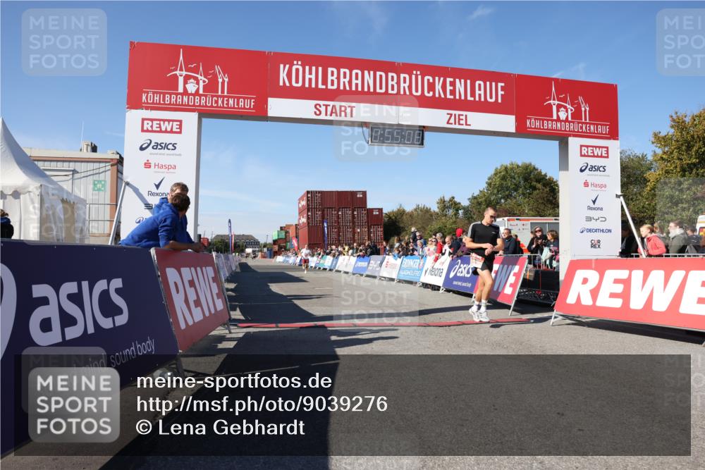 03.10.2025 - Köhlbrandbrückenlauf Lena Gebhardt http://msf.ph/oto/9039276 03.10.2025 12:55:08 Ziel 5765, 6130, 6410 meine-sportfotos.de