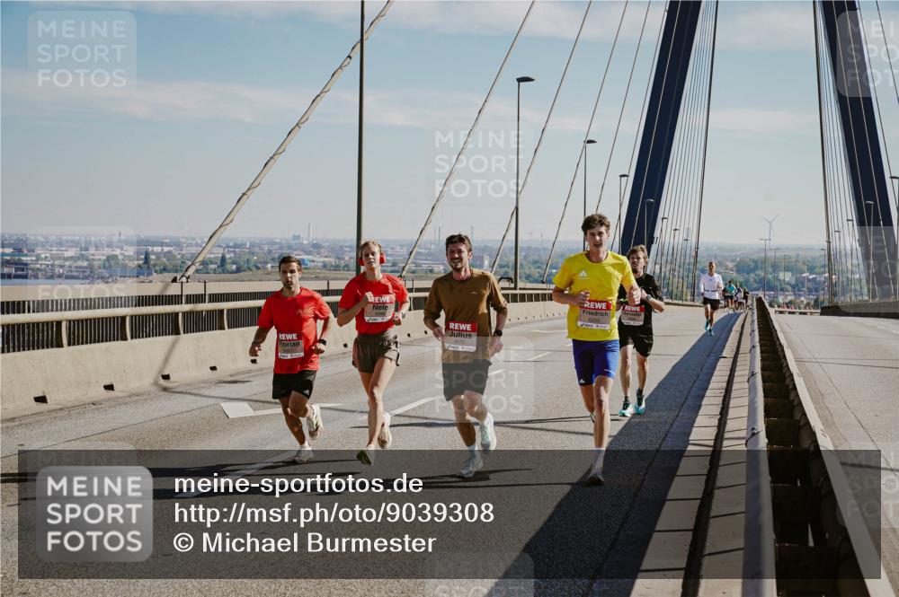 03.10.2025 - Köhlbrandbrückenlauf Michael Burmester http://msf.ph/oto/9039308 03.10.2025 12:18:22 Position 1 4072 meine-sportfotos.de