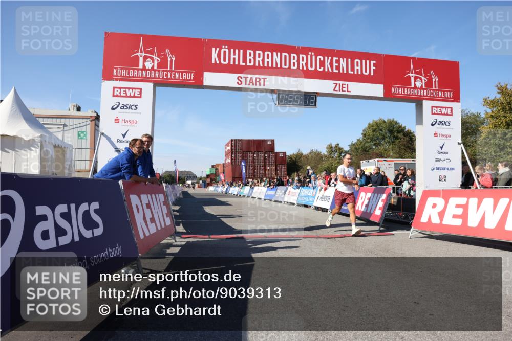 03.10.2025 - Köhlbrandbrückenlauf Lena Gebhardt http://msf.ph/oto/9039313 03.10.2025 12:55:14 Ziel 6130, 6410 meine-sportfotos.de