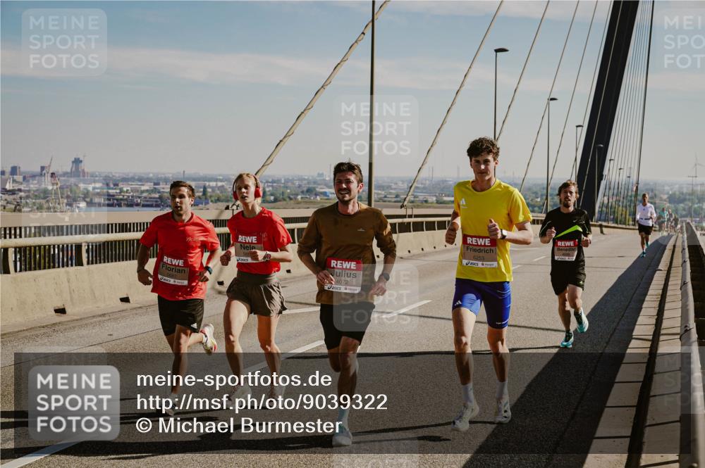 03.10.2025 - Köhlbrandbrückenlauf Michael Burmester http://msf.ph/oto/9039322 03.10.2025 12:18:22 Position 1 4072, 6253, 14035 meine-sportfotos.de