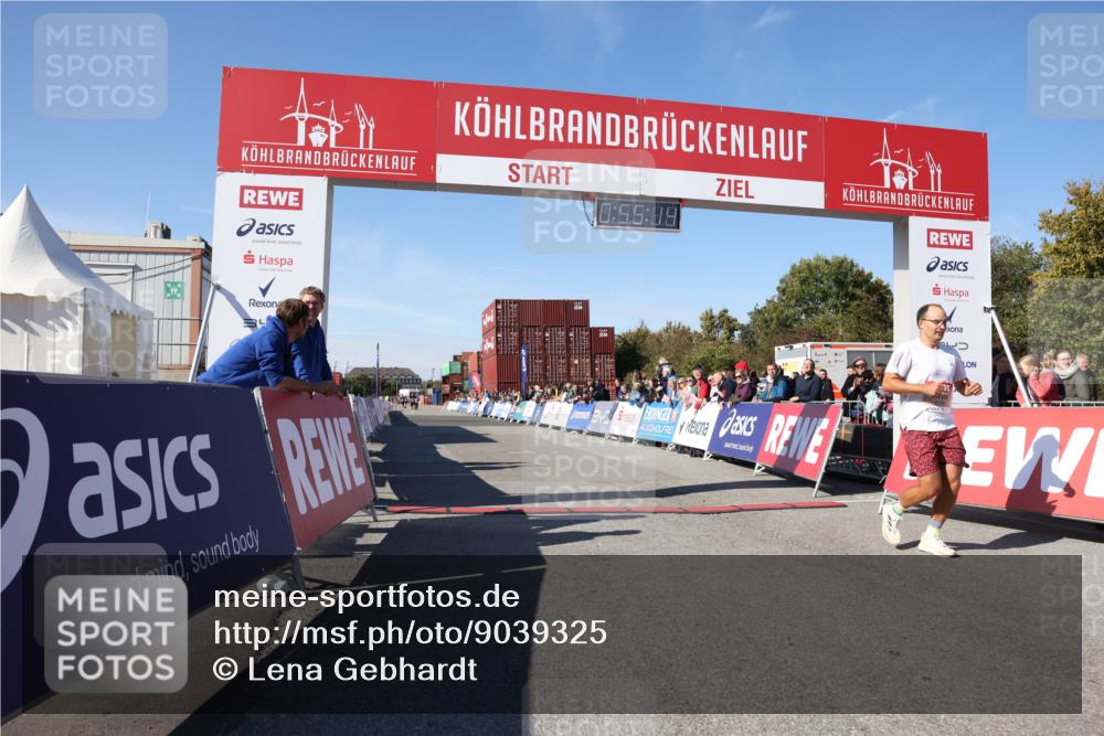 03.10.2025 - Köhlbrandbrückenlauf Lena Gebhardt http://msf.ph/oto/9039325 03.10.2025 12:55:14 Ziel 6130, 6410 meine-sportfotos.de
