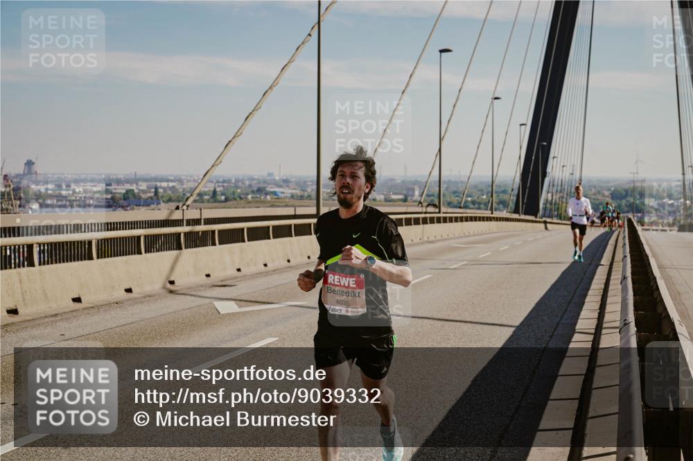 03.10.2025 - Köhlbrandbrückenlauf Michael Burmester http://msf.ph/oto/9039332 03.10.2025 12:18:24 Position 1 4035 meine-sportfotos.de