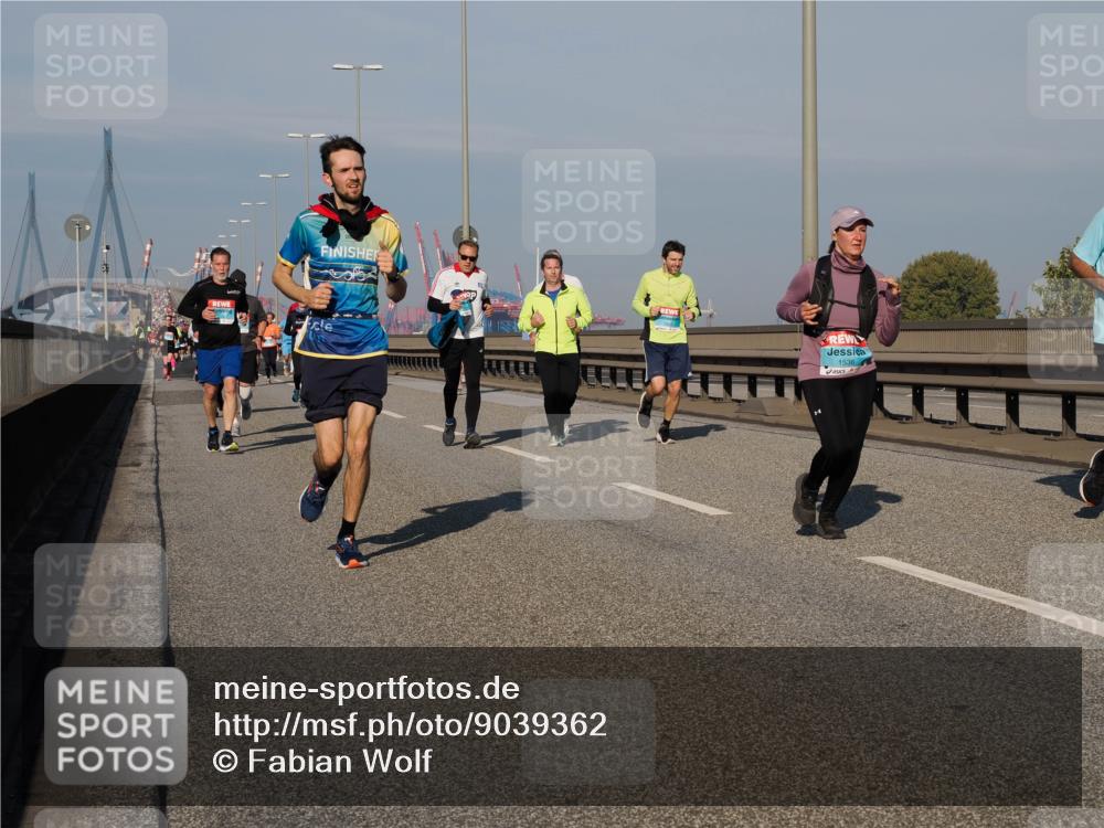 03.10.2025 - Köhlbrandbrückenlauf Fabian Wolf http://msf.ph/oto/9039362 03.10.2025 09:53:36 Position 3 1536 meine-sportfotos.de