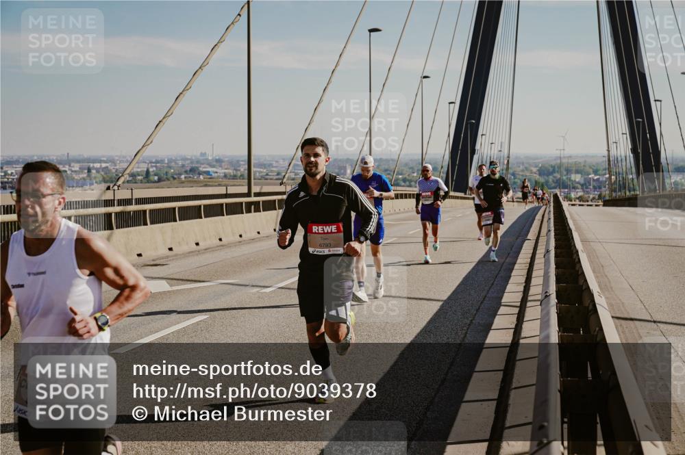 03.10.2025 - Köhlbrandbrückenlauf Michael Burmester http://msf.ph/oto/9039378 03.10.2025 12:18:50 Position 1 6216, 6793 meine-sportfotos.de