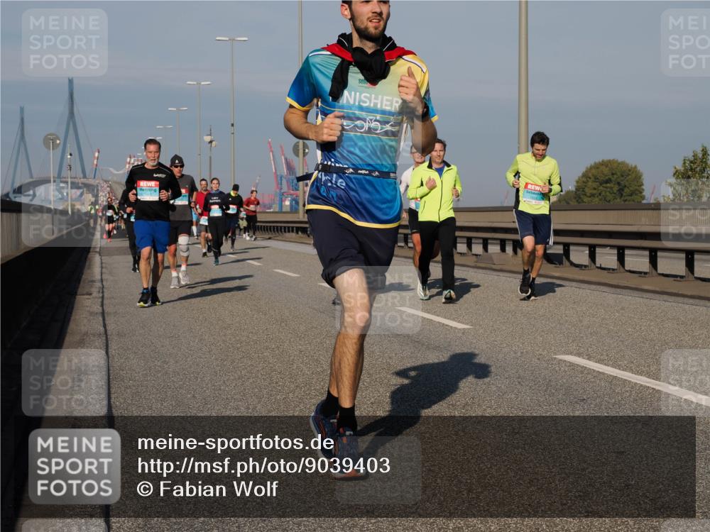03.10.2025 - Köhlbrandbrückenlauf Fabian Wolf http://msf.ph/oto/9039403 03.10.2025 09:53:38 Position 3  meine-sportfotos.de