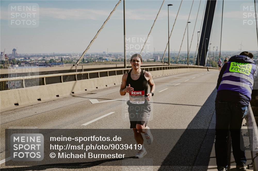 03.10.2025 - Köhlbrandbrückenlauf Michael Burmester http://msf.ph/oto/9039419 03.10.2025 12:19:08 Position 1 4092 meine-sportfotos.de